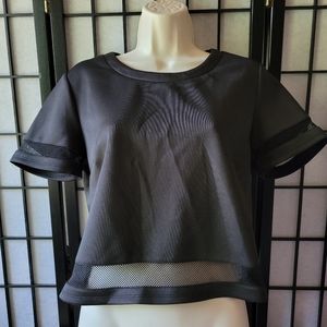 2/$8 • EUC Forever 21 Scuba Mesh Crop Top